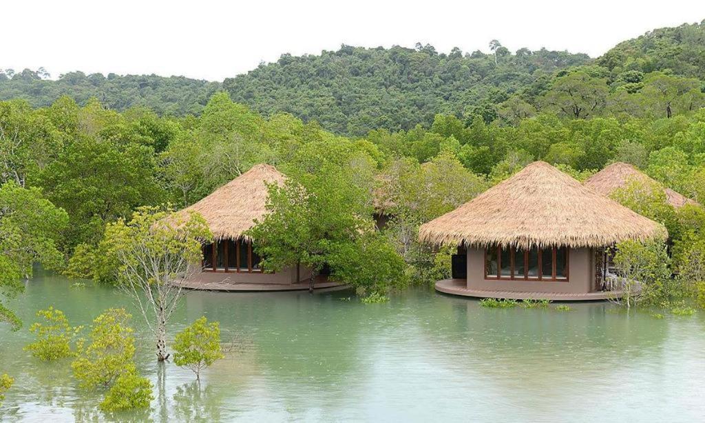 The Blue Sky Resort@ Koh Payam Koh Phayam Extérieur photo